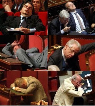 politici-dormono