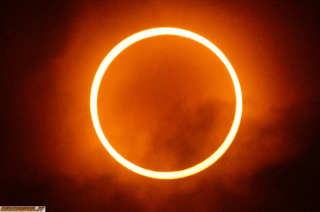 eclisse-solare-solar-eclipse