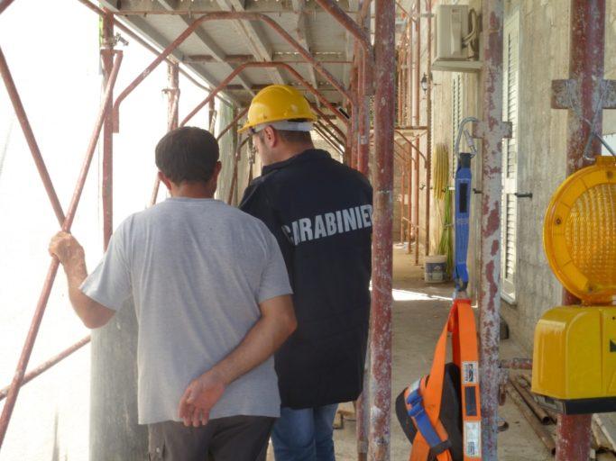 Maruggio: Sicurezza sul lavoro e contrasto al lavoro nero. Elevate sanzioni per oltre 15.500,00 euro