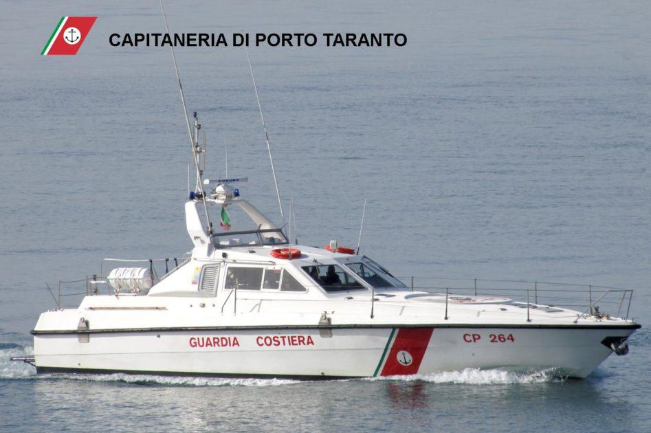 Vento forte: materassino spinto al largo, soccorsi due bagnanti a Campomarino di Maruggio