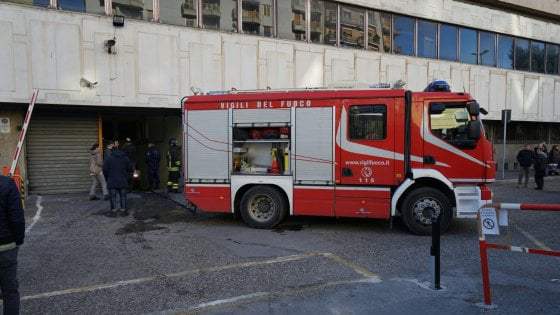 Taranto, principio di incendio nei sotterranei del Tribunale