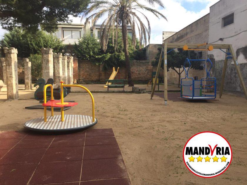 Soddisfazione degli attivisti M5S, Manduria ha il suo parco giochi per i bambini con disabilità