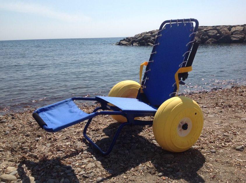 Torricella si dota della sedia J.O.B. adatta per i portatori di disabilità