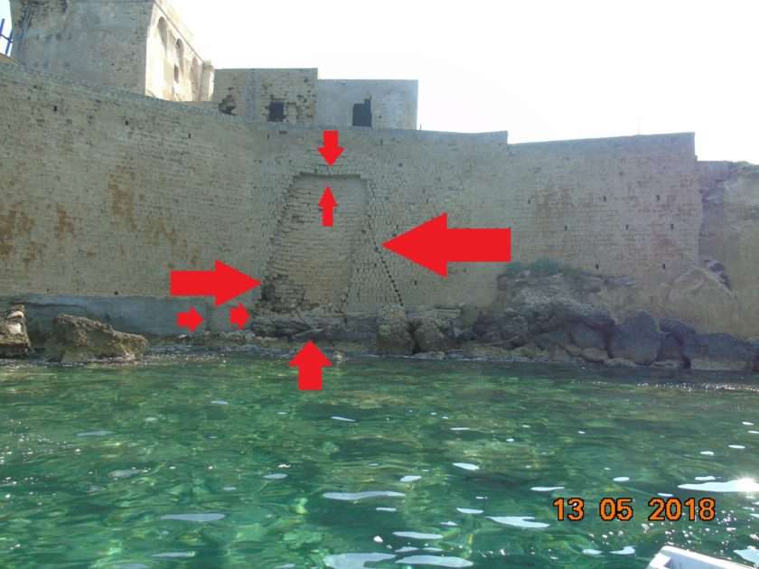 Torre dell'Ovo – Maruggio (TA): Potenziale pericolo cedimento parametro murario costone dell'antica “Torre Saracena”.