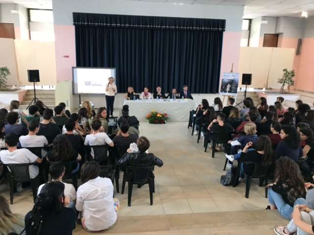 Diplomacy-Difesa e Sicurezza al tavolo del Liceo De Sanctis Galilei di Manduria