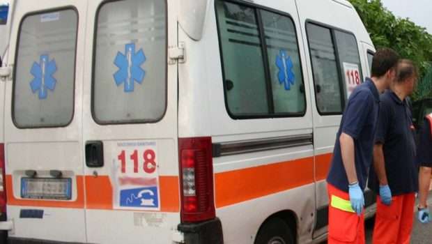 Manduria: incidente stradale sulla Provinciale n. 141 per Borraco, coinvolta una ragazza 33enne di Maruggio