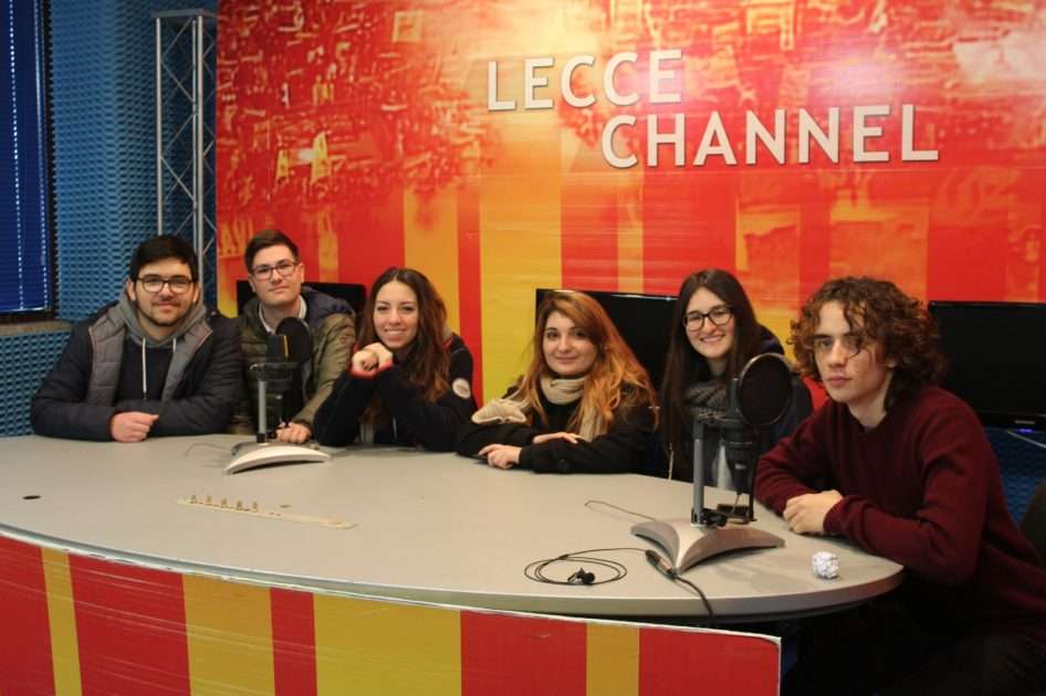 Giornalisti in alternanza - Gli studenti del Liceo De Sanctis Galilei in visita a TeleRama News