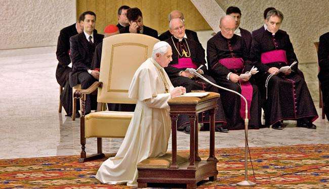 Il grande messaggio di Benedetto XVI. Sono io a pregare per voi. Un grande Papa contro il relativismo dell’attualismo