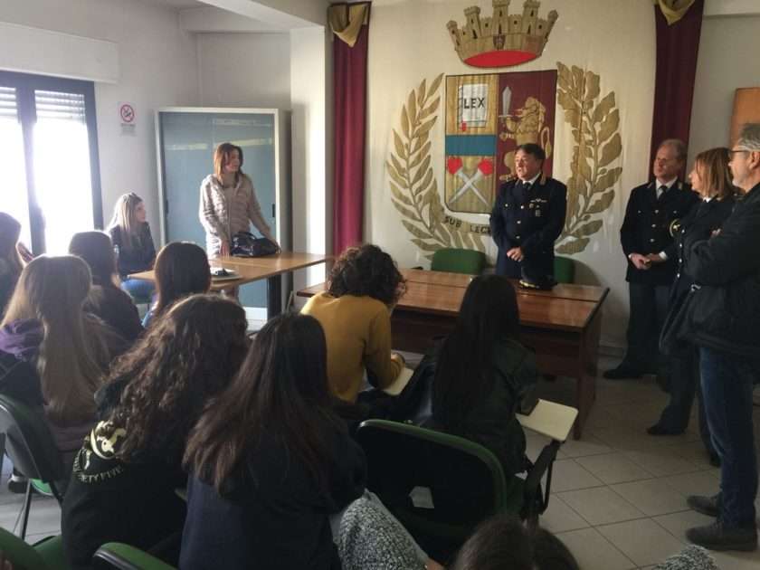 Alleanza educativa tra Polizia di Stato e Liceo “De Sanctis Galilei”