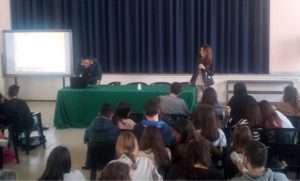 Manduria, Liceo De Sanctis Galilei: a scuola con la Guardia di Finanza