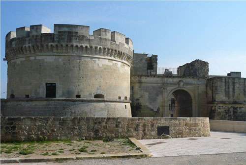 Fortezze di Puglia: Il Castello di Carlo V a Lecce