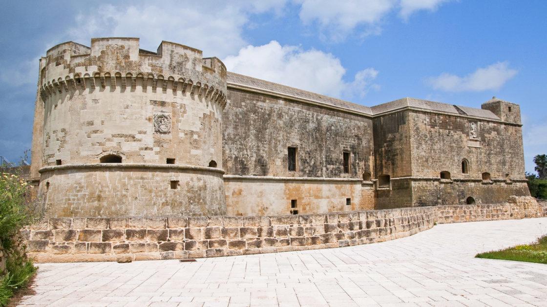 Fortezze e Castelli di Puglia: Il Castello di Acaya