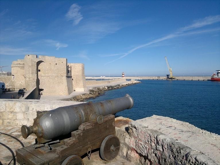 Fortezze e Castelli di Puglia: Il Castello di Monopoli