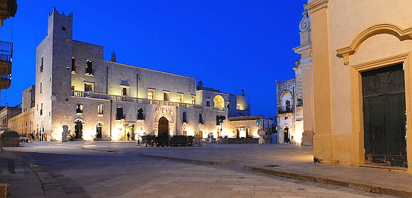 Fortezze e Castelli di Puglia: Il Castello di Specchia 1 Fortezze e Castelli di Puglia: Il Castello di Specchia