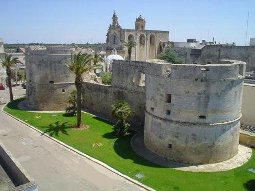 Fortezze e Castelli di Puglia: Il Castello Aragonese di Palmariggi