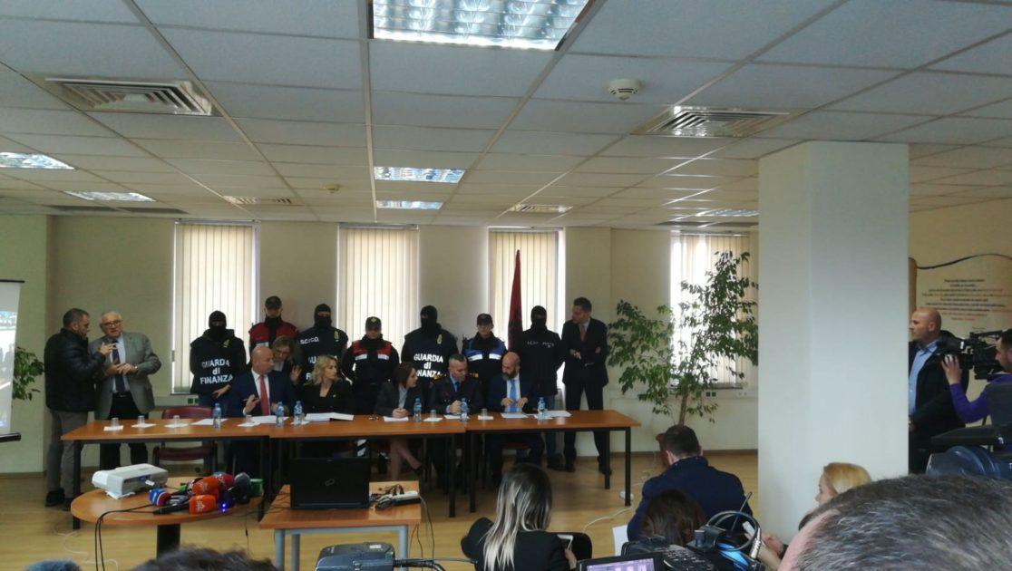 Maxi operazione antidroga "Fiori di primavera". Arrestate 27 persone