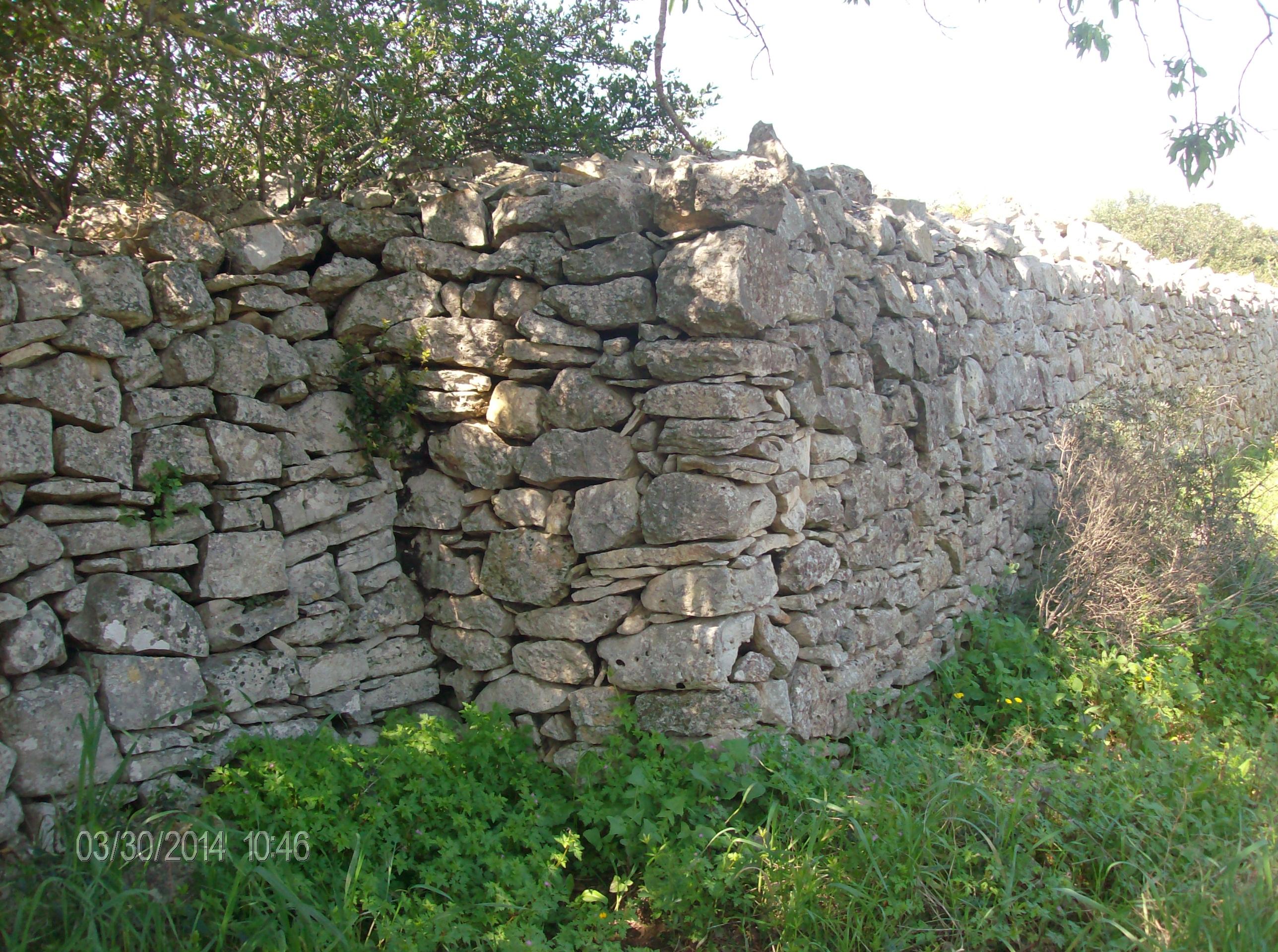 Antichi insediamenti in contrada Petrose, in agro di Sava