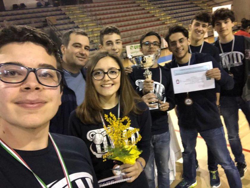 Ancora successi per gli studenti del Liceo De Sanctis Galilei: Terzo posto alle Olimpiadi di Matematica