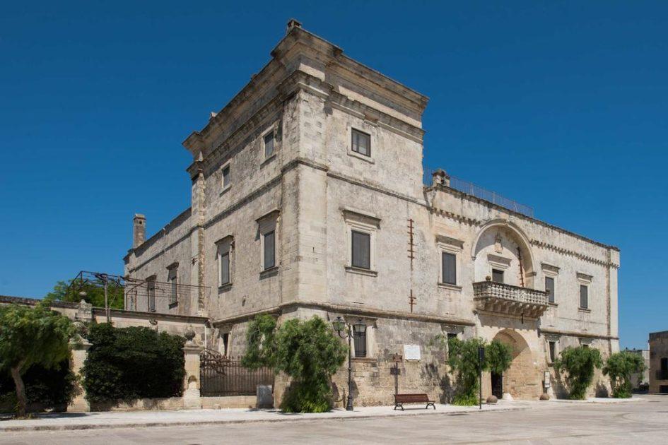 Fortezze e Castelli di Puglia: Il Castello di Casamassella