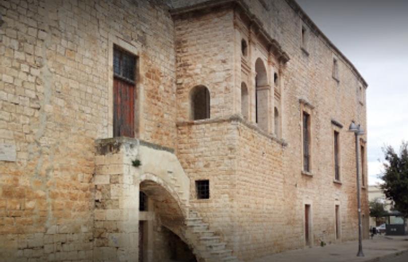 Fortezze e Castelli di Puglia: Il Castello di Loseto