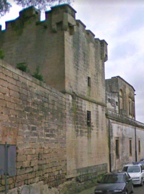 Fortezze e Castelli di Puglia: Il Castello di Caprarica di Lecce