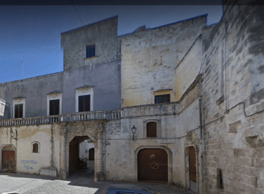 Fortezze e Castelli di Puglia: Il Castello Baronale di Racale