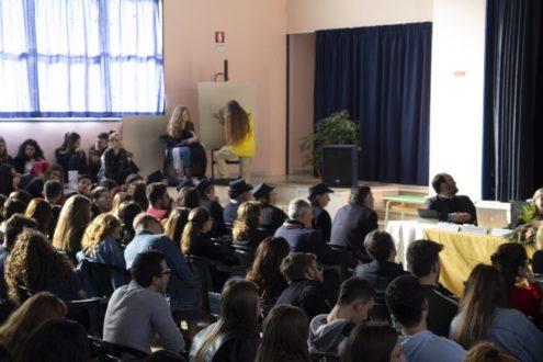 LEONARDO DA VINCI: UN ESEMPIO PER I GIOVANI . Convegno-mostra al Liceo De Sanctis Galilei di Manduria