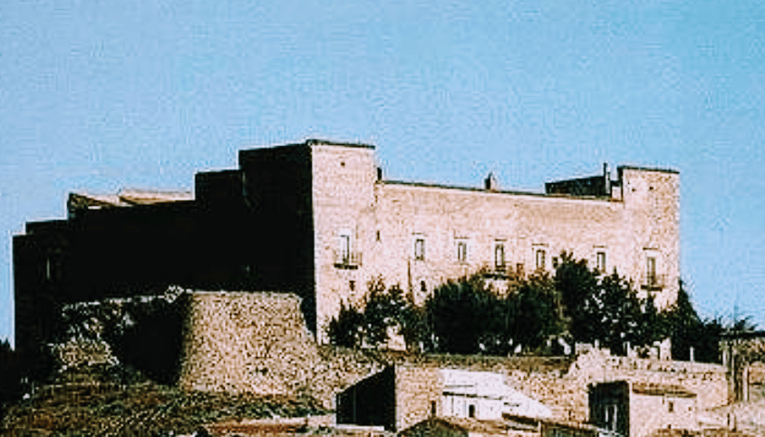 Fortezze e Castelli di Puglia: Il Castello di Sant’Agata di Puglia