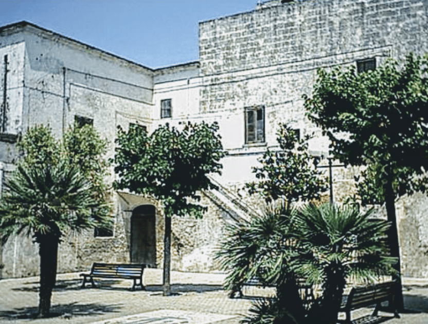 Fortezze e Castelli di Puglia: Il Palazzo Baronale o Castello di Fragagnano