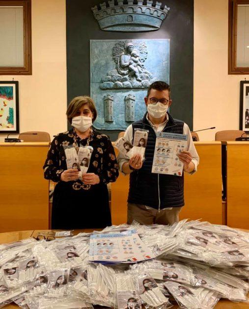 Maruggio. 4500 mascherine alle famiglie distribuite dall'amministrazione comunale