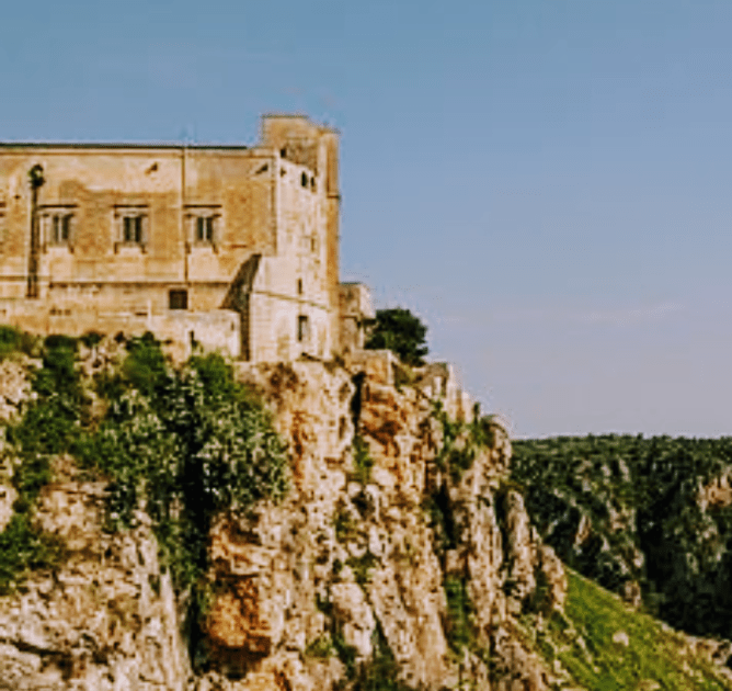 Fortezze e Castelli di Puglia: Il Palazzo Baronale di Castellaneta
