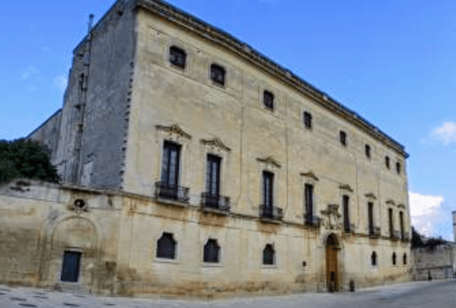 Fortezze e Castelli di Puglia: Palazzo Baronale Granafei a Sternatia