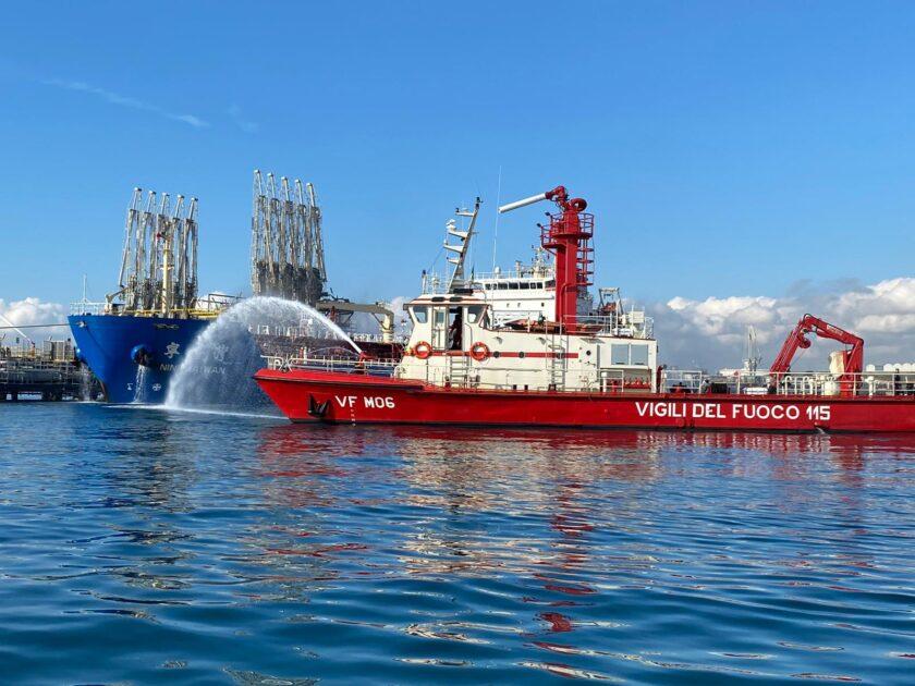 Antinquinamento, antincendio e security: la Guardia Costiera testa la risposta del Porto di Taranto