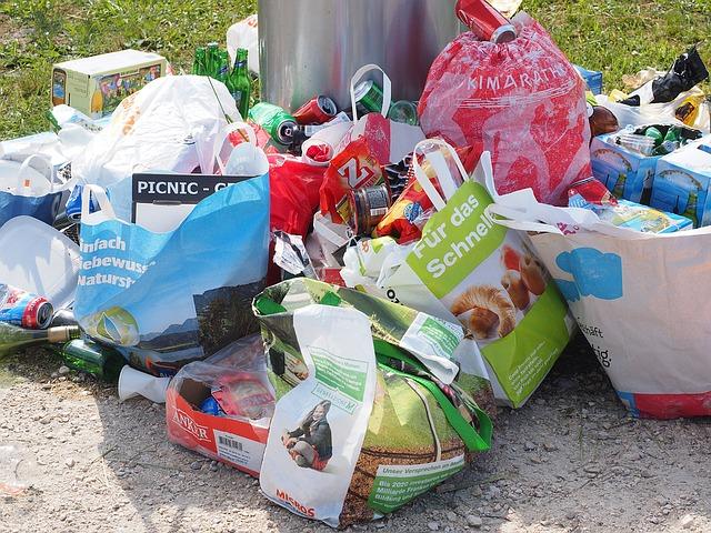 Abbandono di rifiuti su tutto il territorio regionale, tavolo tecnico con Ager e Anci. Maraschio: affrontare il problema in modo rigoroso 1 Abbandono di rifiuti su tutto il territorio regionale, tavolo tecnico con Ager e Anci. Maraschio: affrontare il problema in modo rigoroso