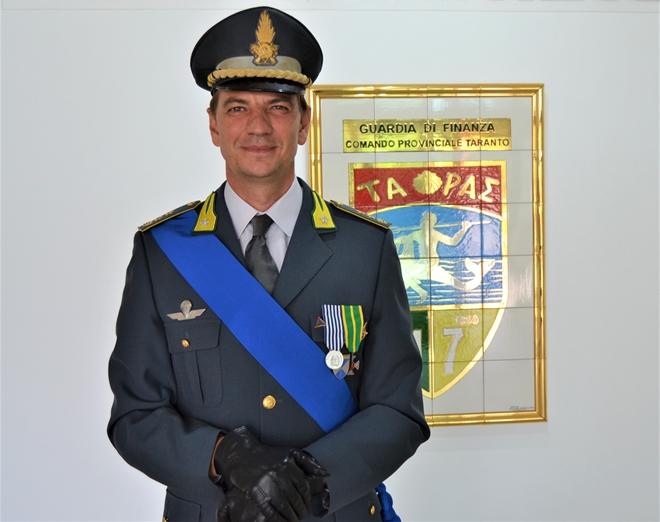 Guardia di Finanza: passaggi di consegne alla caserma “Lorenzo Greco” di Taranto