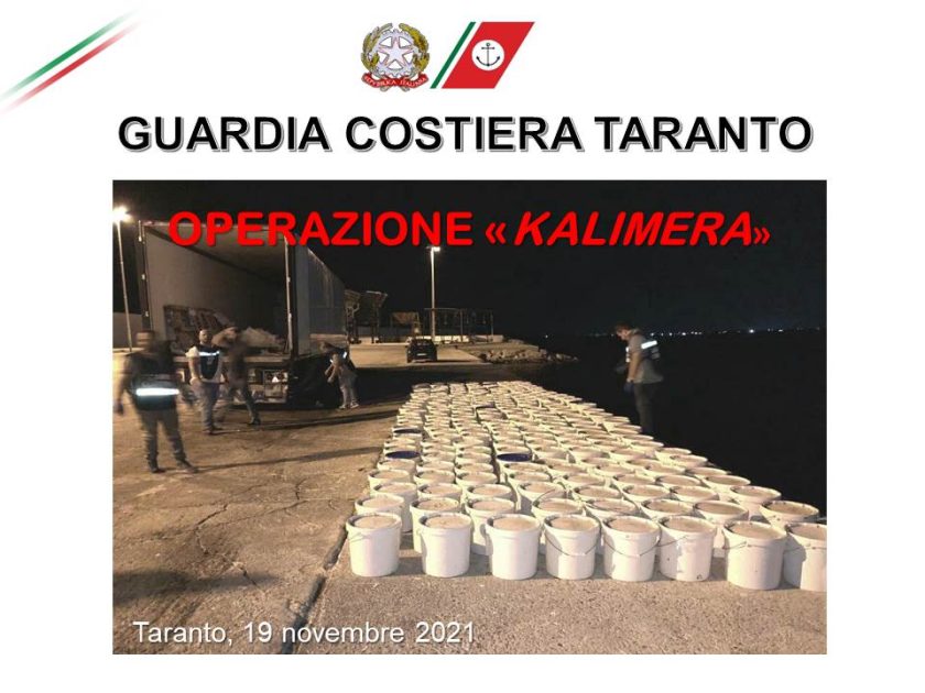 Taranto - scattata all’alba maxi-operazione “Kalimera” della Guardia Costiera. Contestato anche il disastro ambientale