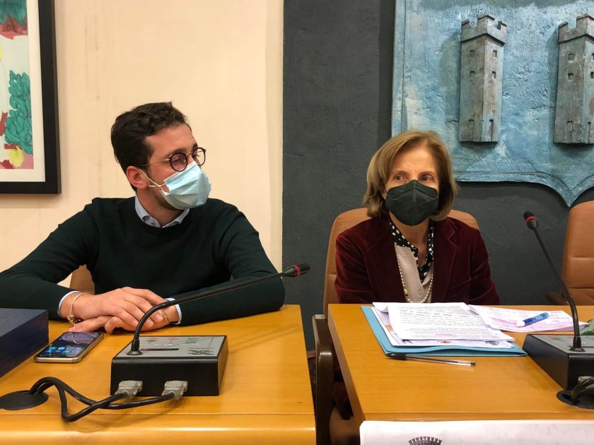 Maruggio: il secondo appuntamento di "Giovani Protagonisti". Una bella occasione di confronto e di crescita 1 Maruggio: il secondo appuntamento di "Giovani Protagonisti". Una bella occasione di confronto e di crescita