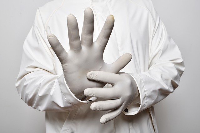 Falso ginecologo terrorizzava donne con diagnosi gravi. Oltre 400 le vittime visitate online 1 Falso ginecologo terrorizzava donne con diagnosi gravi. Oltre 400 le vittime visitate online