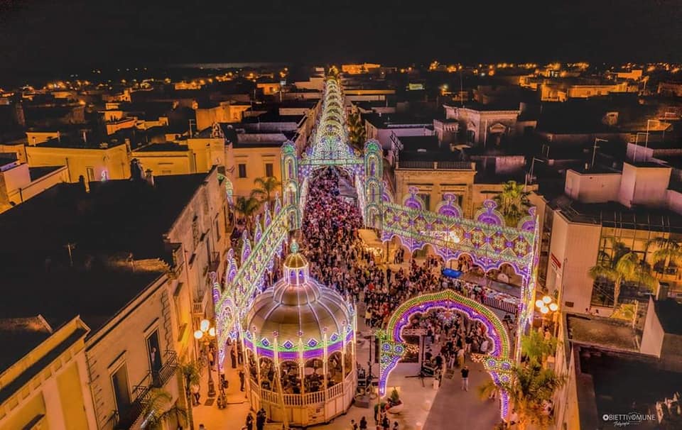Blocco delle feste patronali per Covid: una lettera alle istituzioni per un tavolo programmatico per la ripresa delle attività 1 Blocco delle feste patronali per Covid: una lettera alle istituzioni per un tavolo programmatico per la ripresa delle attività