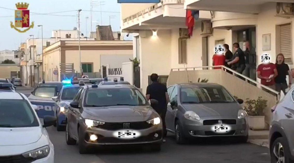 Manduria, rapine ai distributori di carburante: la Polizia di Stato arresta i tre presunti responsabili
