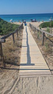 Nuove passerelle di legno per l'accesso al mare sulla litoranea di Manduria (da Torre Borraco a Torre Colimena)