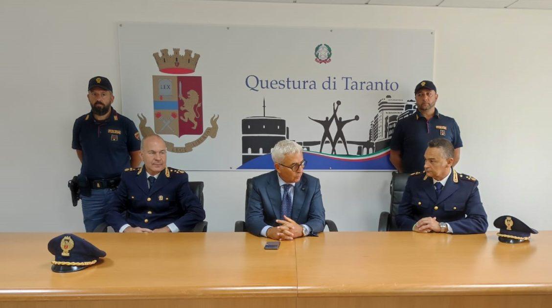 Taranto: nuovi incarichi per il dr. Manco e il dr. Salmeri, i saluti del Questore ai dirigenti della Polizia di Stato