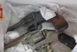 Servizi di controllo del territorio in città della Polizia di Stato nell’agro di Manduria, rinvenute due pistole a tamburo revolver