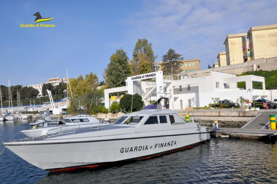 sequestro ricci di mare unità navale sequestro ricci di mare unità navale