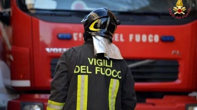 vigili del fuoco vigili del fuoco